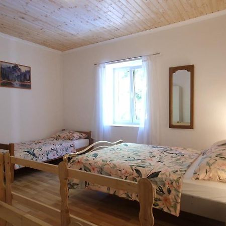 Studio Apartman Kastel Kambelovac Kaštela Exterior foto