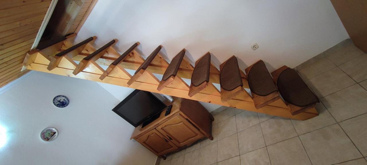 Studio Apartman Kastel Kambelovac Kaštela Exterior foto