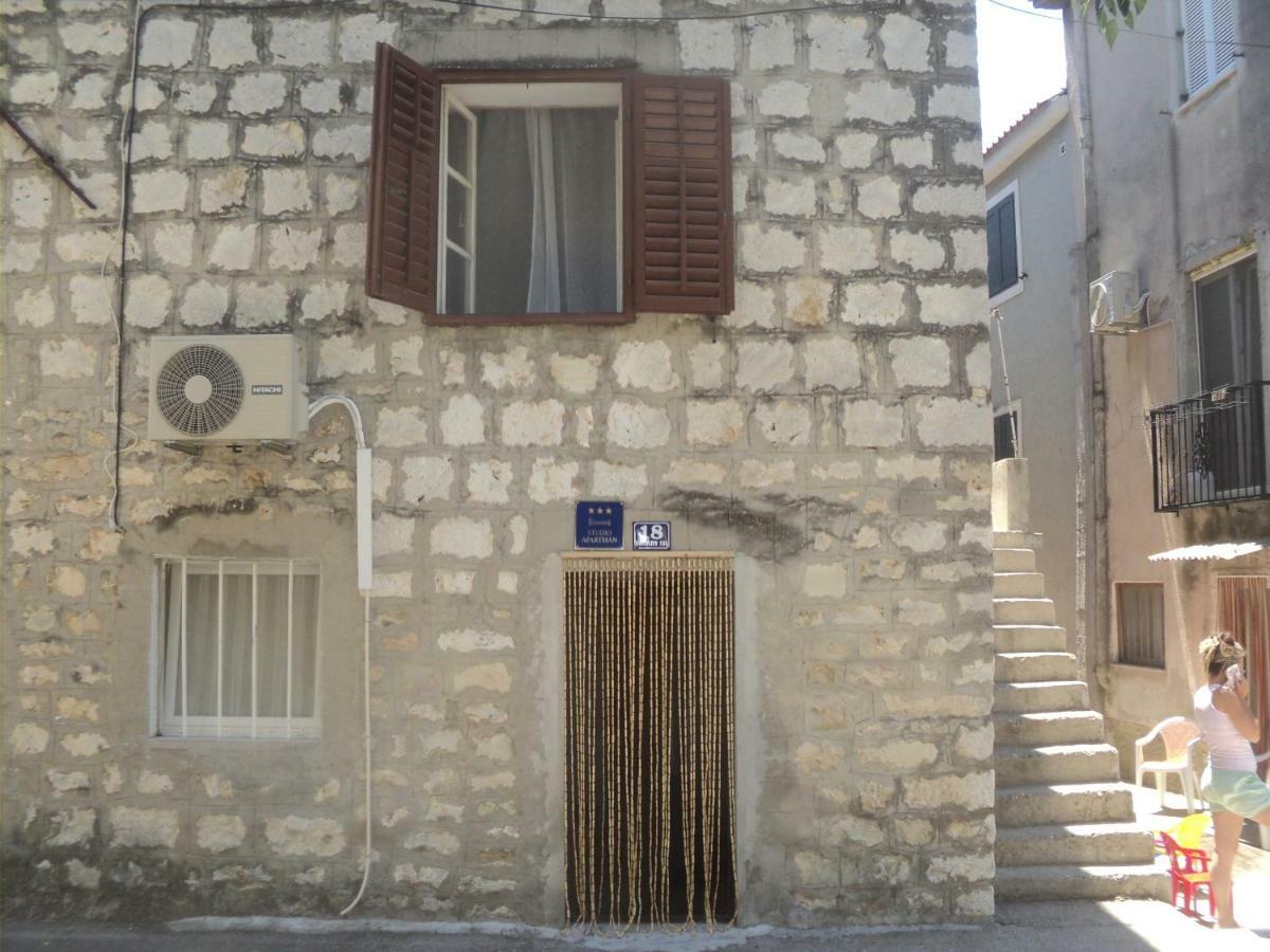 Studio Apartman Kastel Kambelovac Kaštela Exterior foto